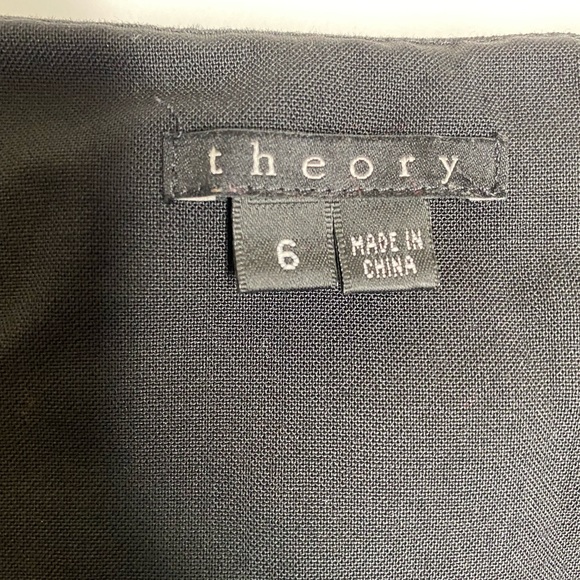 Theory Shift Pleated Black Cocktail Dress Women’s Size 6 - Picture 2 of 5